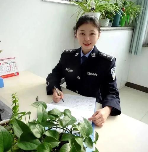 50岁老熟女超大尺度人体摄影的相关介绍