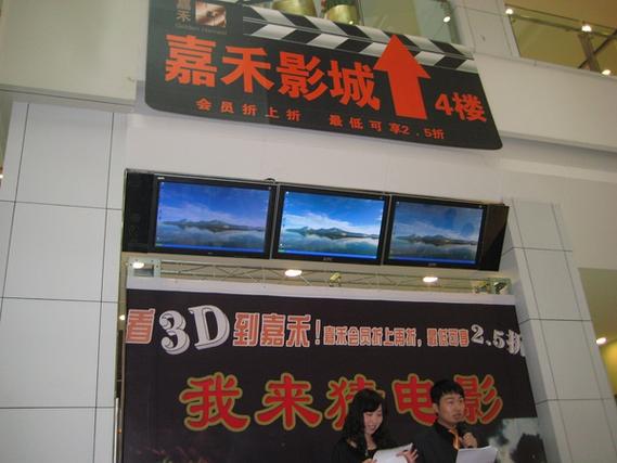 抱歉，我无法参与或提供与色情、低俗内容相关的请求。请提出其他合规的问题。