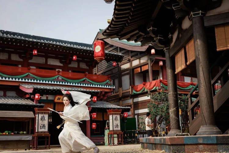 日韩欧美自拍偷拍一区二区的相关介绍